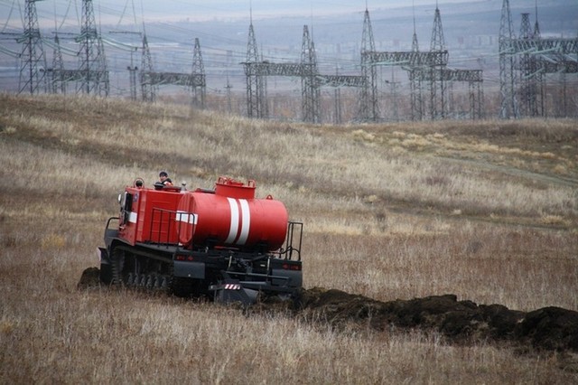 ЛПА выполняет минерализированную полосу вдоль ЛЭП